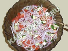 греческий салат с брынзой | приготовление - 5 шаг