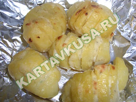 картофель, запеченный с чесночным соусом | рецепт с фото